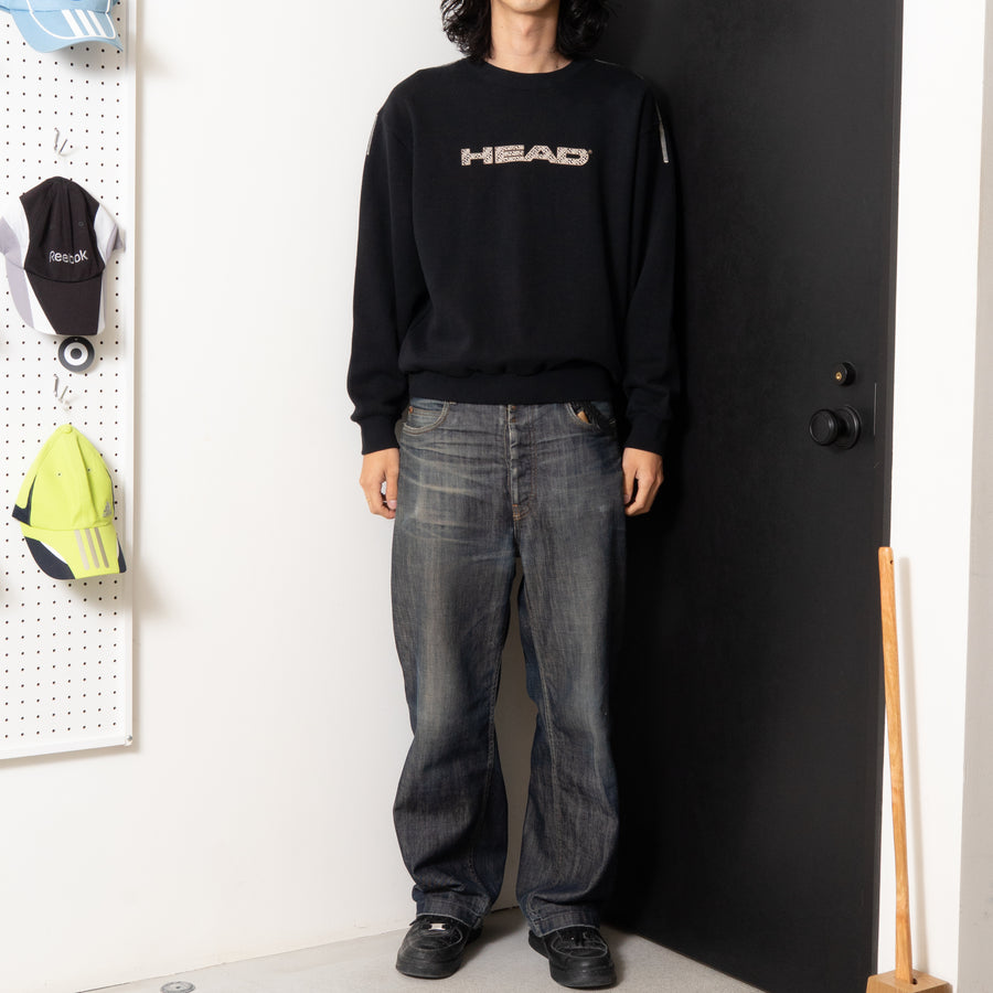 HEAD SHOULDER STITCH SWEATSHIRT