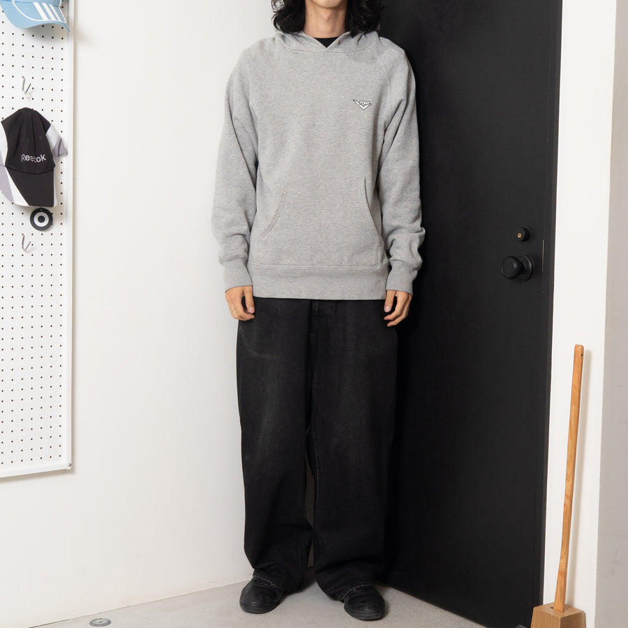 00's PONY RAGLAN SLEEVE PULLOVER HOODIE