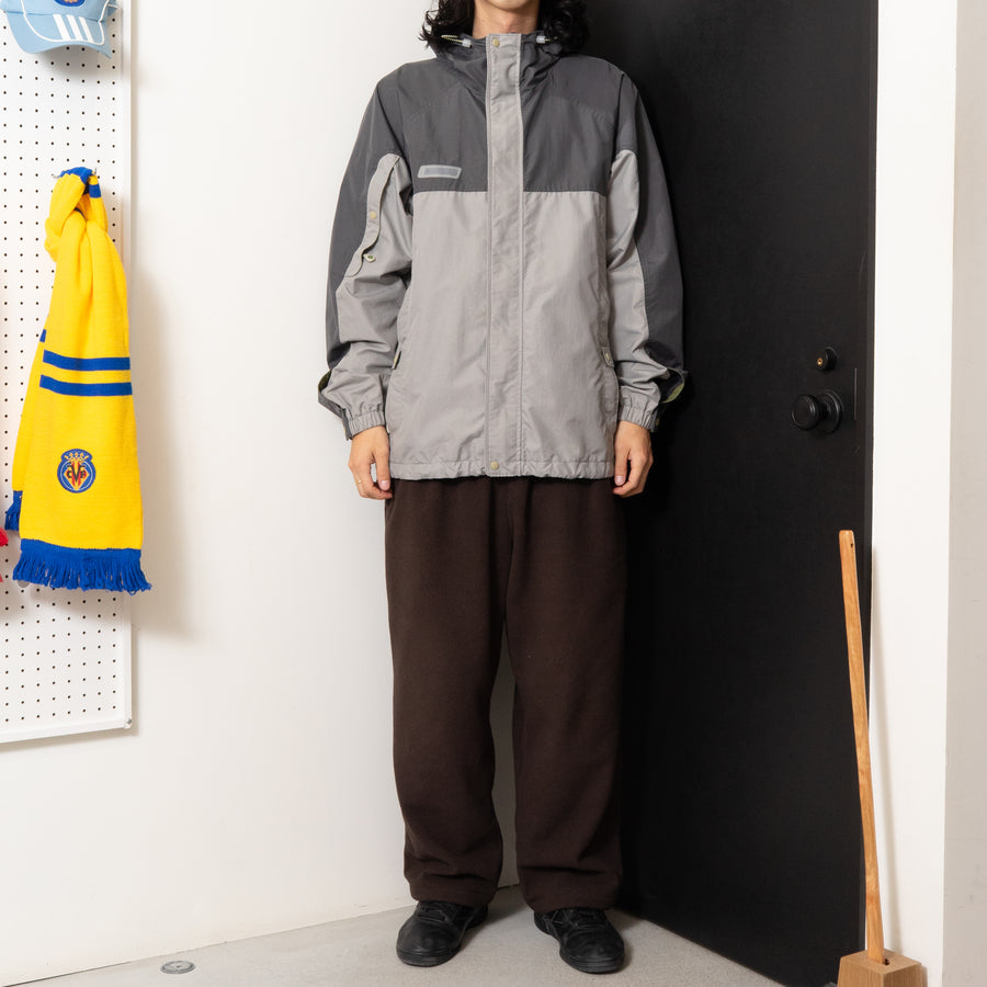 00's COLUMBIA SWITCHED SHELL JACKET