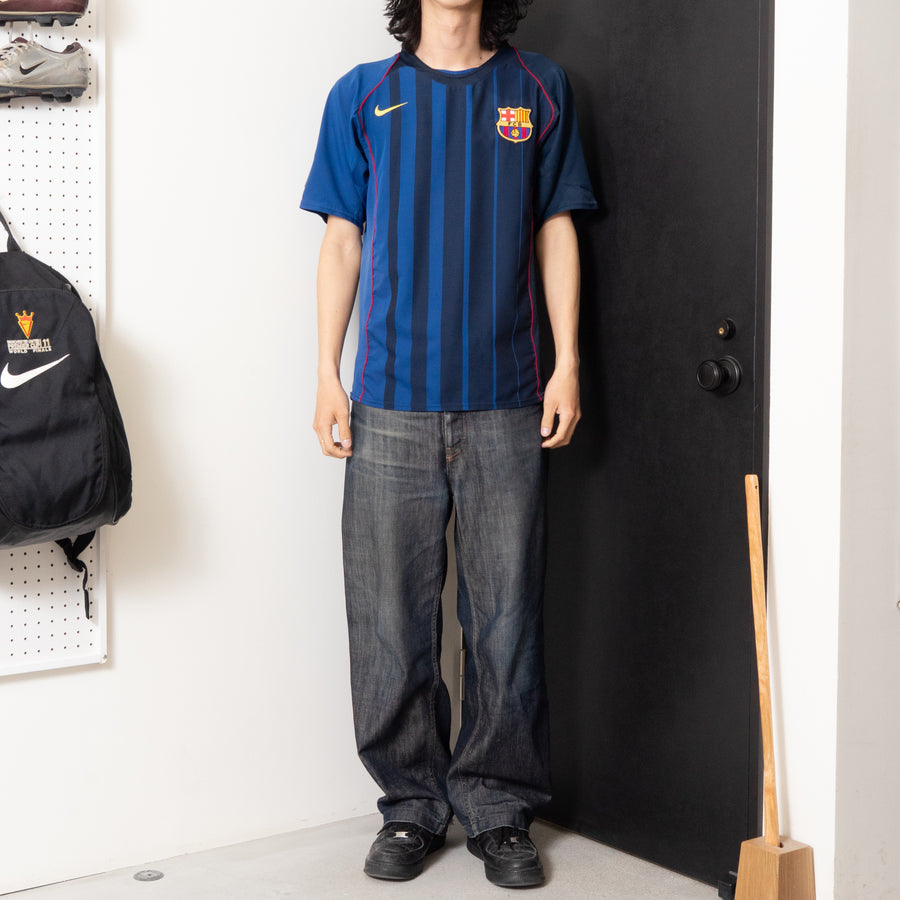 04/05 FC Barcelona Away Jersey