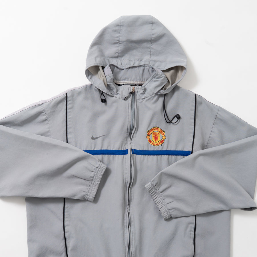02/03 MANCHESTER UNITED HOODED TRAINING JACKET
