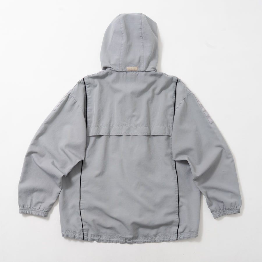 02/03 MANCHESTER UNITED HOODED TRAINING JACKET