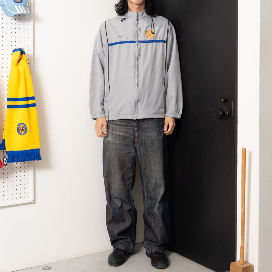 02/03 MANCHESTER UNITED HOODED TRAINING JACKET