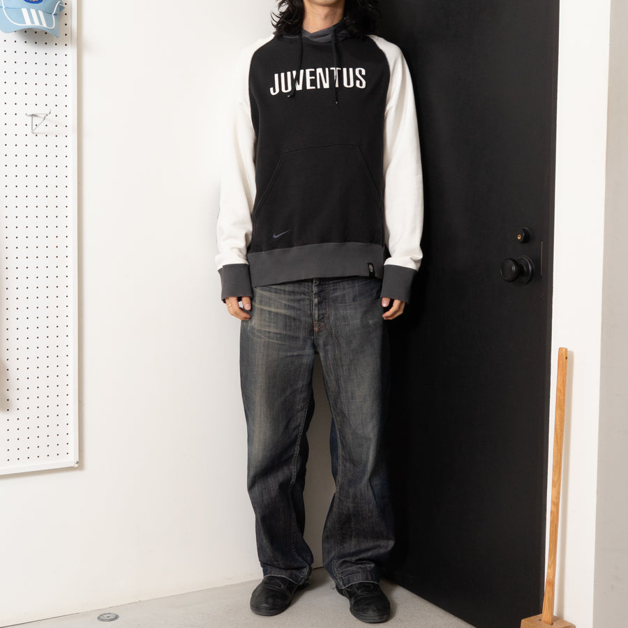 00's JUVENTUS RAGLAN SLEEVES HOODIE