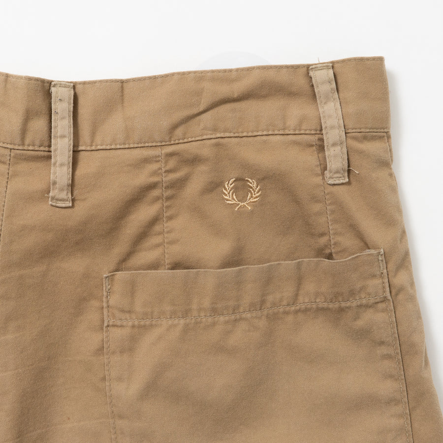FRED PERRY SWITCHED CARGO SHORTS