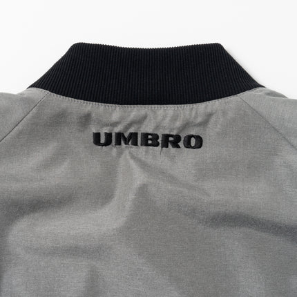 90's UMBRO Switched Zip-Up Nylon Jacket