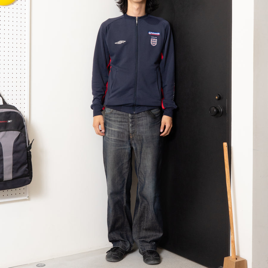 06/08 ENGLAND TRACK TOP