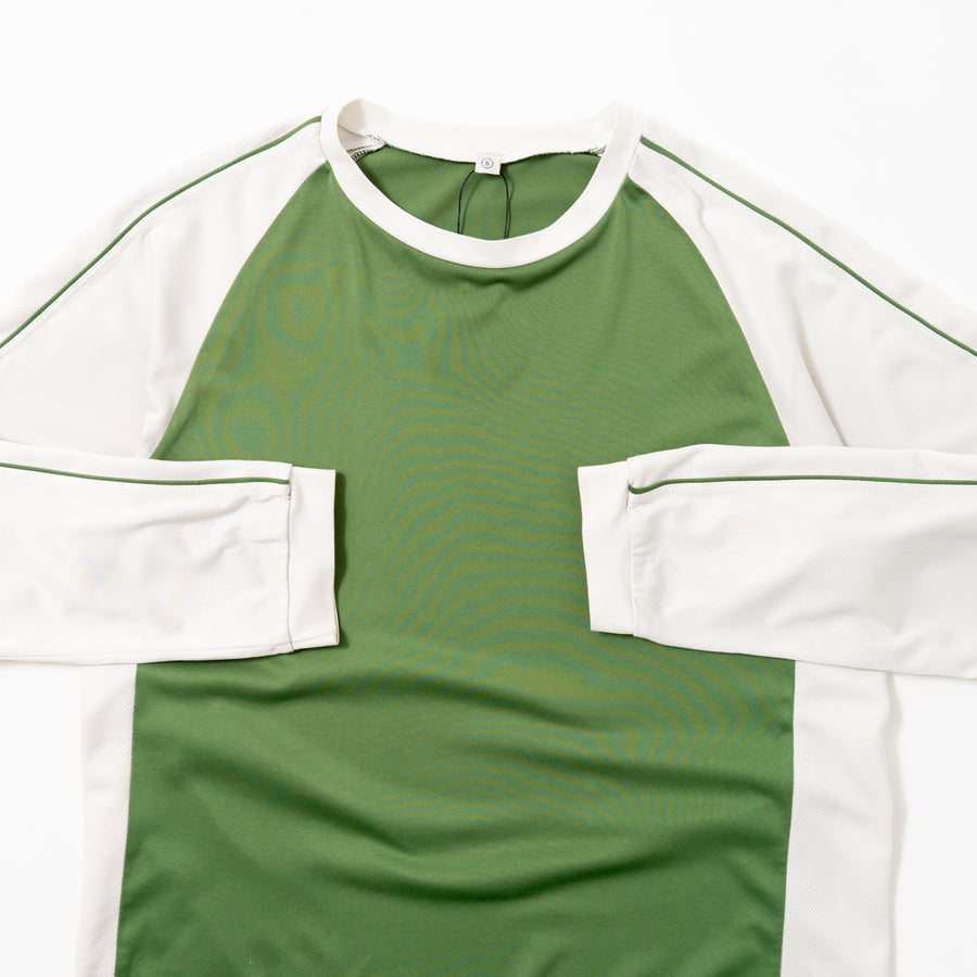 UNIQLO POLYESTER RAGLAN L/S TEE