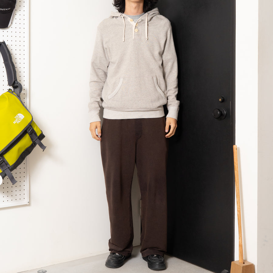 UNIQLO HENRY NECK PULLOVER HOODIE