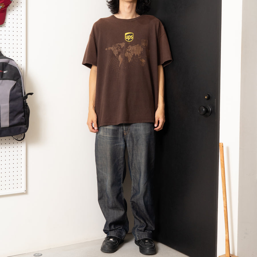 00'S UPS S/S TEE