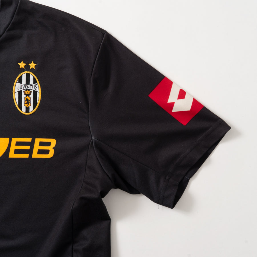 01/02 JUVENTUS AWAY JERSEY