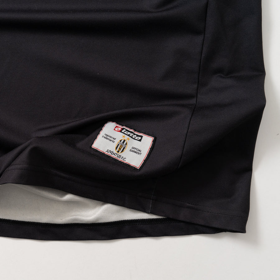 01/02 JUVENTUS AWAY JERSEY