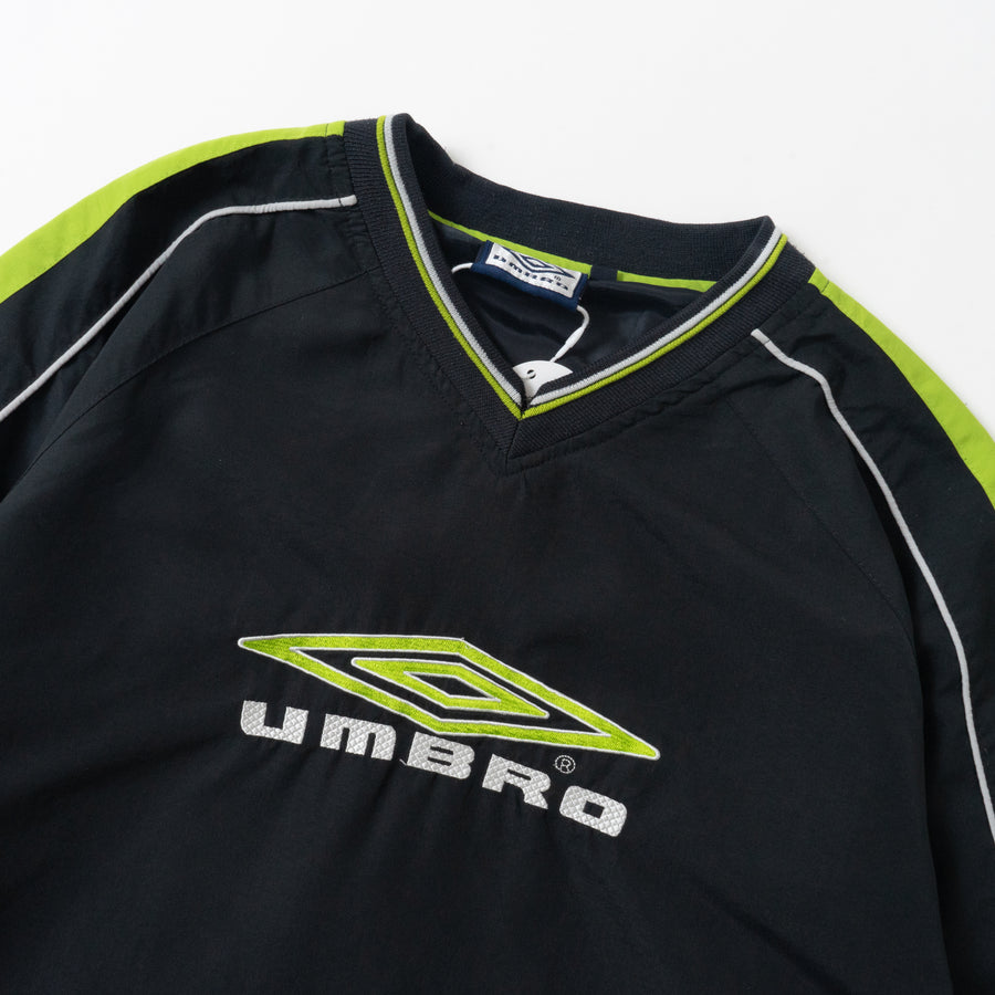 説着 00's UMBRO V-Neck Piste