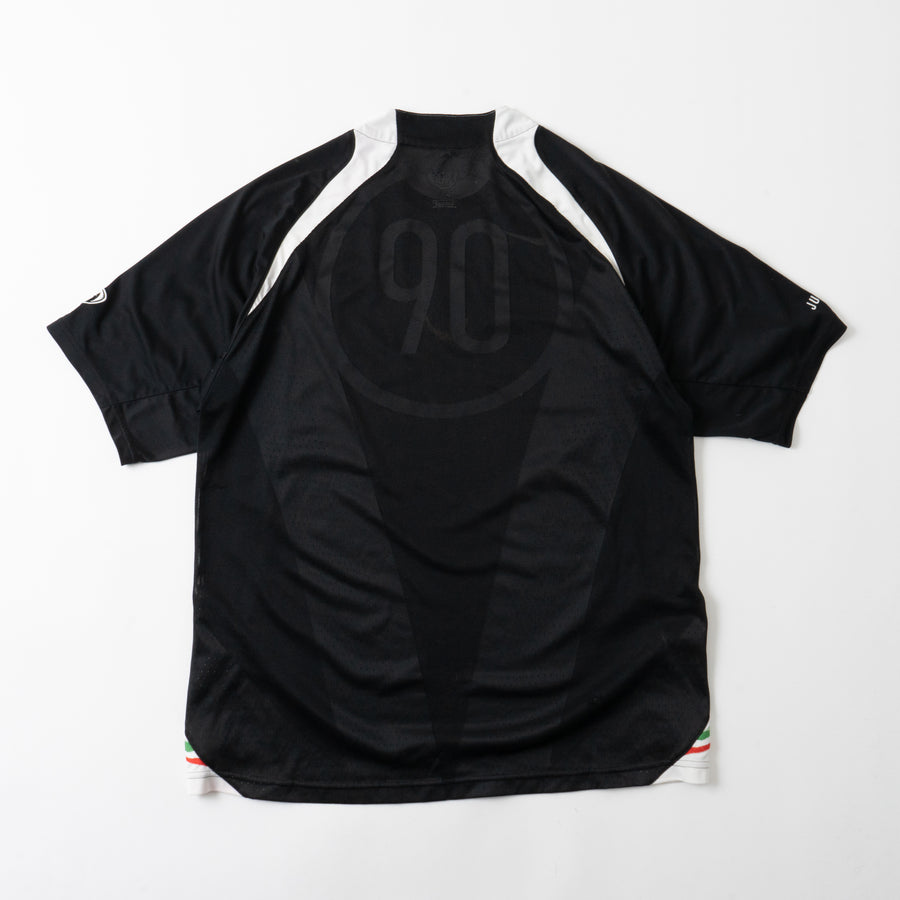 00's Juventus Training Shirt